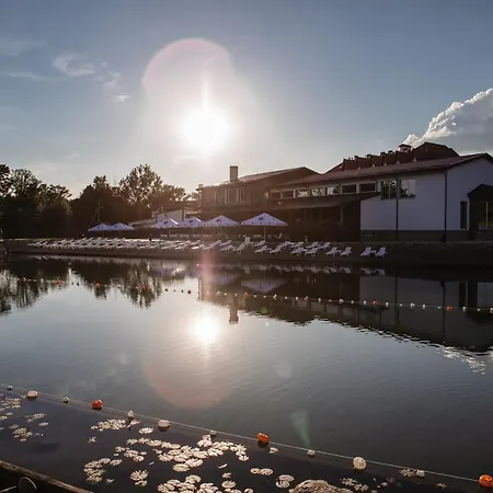 Galyts'ka Korona Hotel *